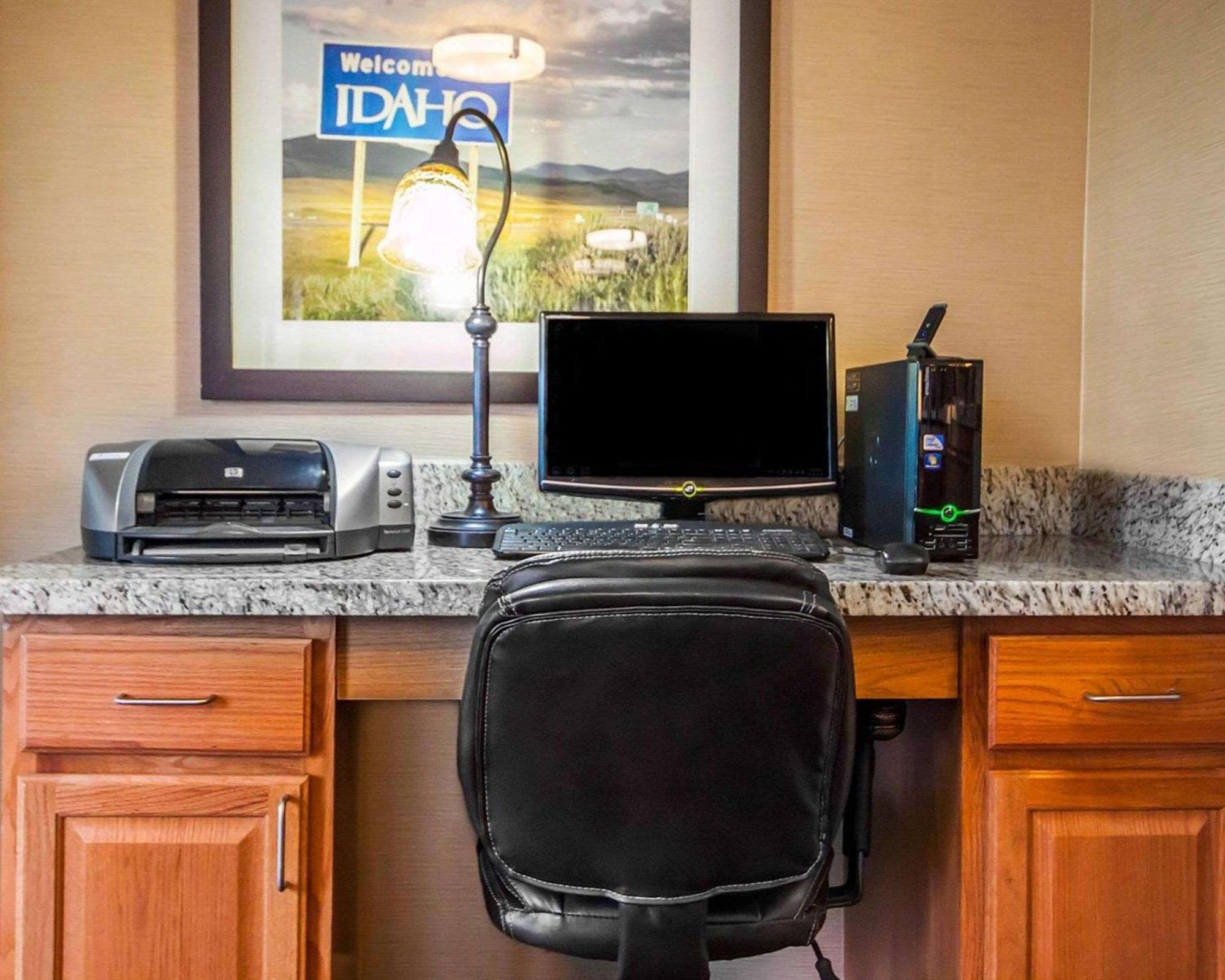 Quality Inn Покателло Экстерьер фото
